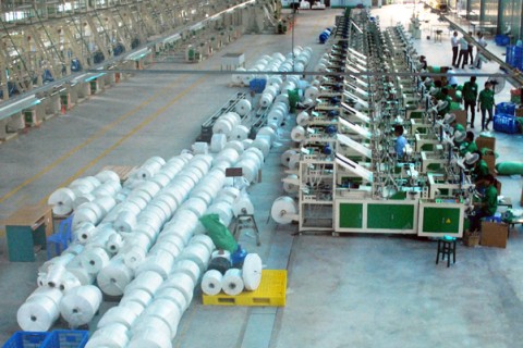 Giải pháp làm mát nhà xưởng sản xuất nhựa Giải pháp làm mát nhà xưởng sản xuất nhựa