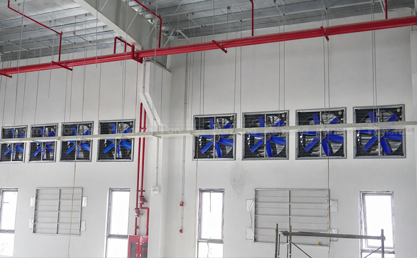 Lắp đặt quạt công nghiệp xanh siêu bền TTC cho nhà xưởng