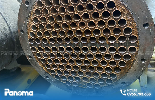 Bình ngưng/dàn bay hơi bị cáu cặn, lâu ngày không bảo dưỡng